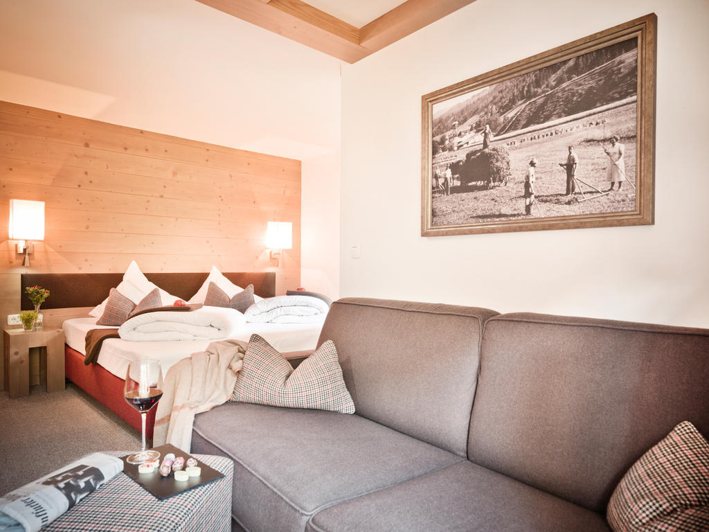 Hotel Forsthofgut Leogang Zimmer foto